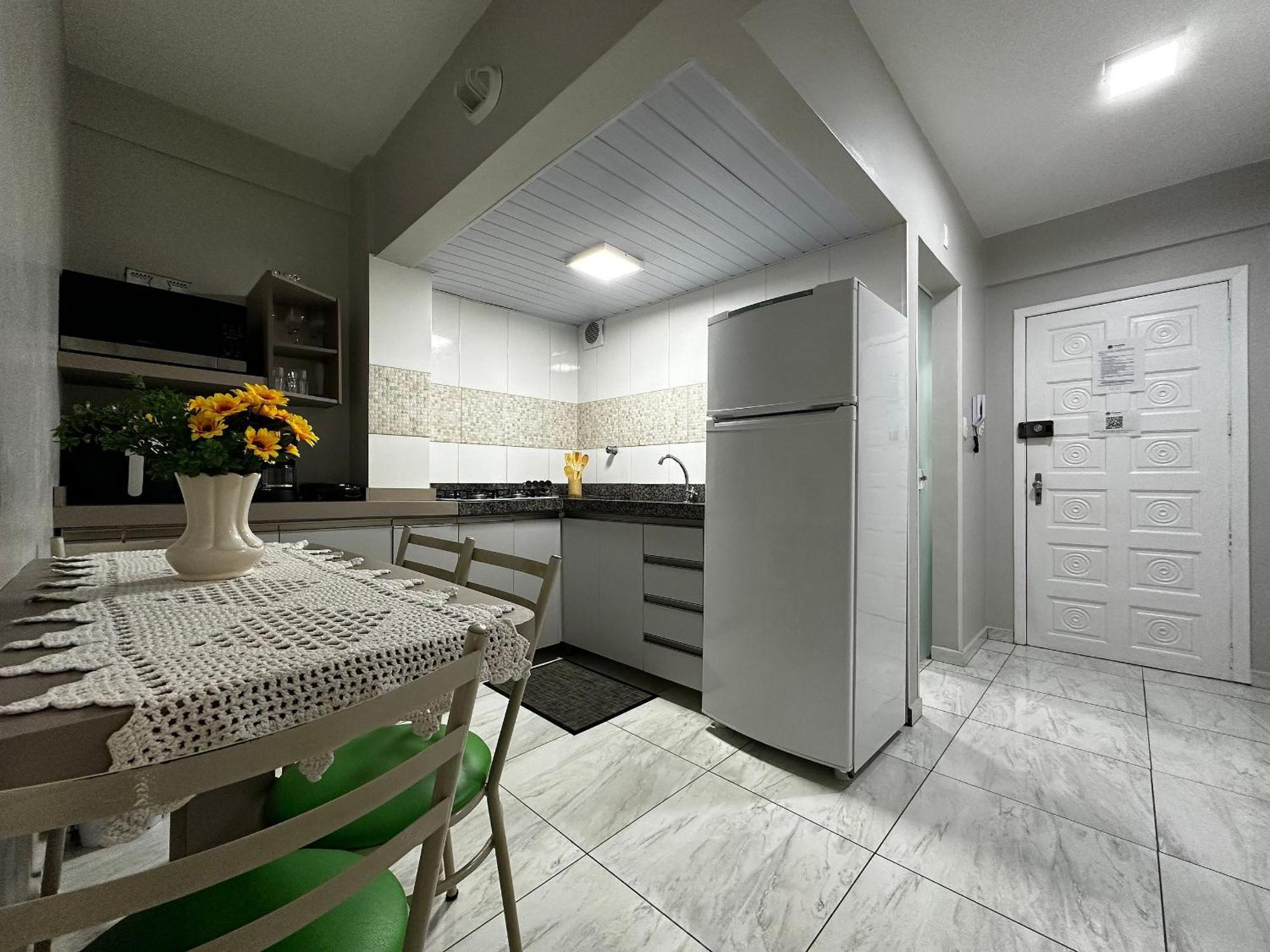 Apartament Ma01- Kitnet Com Ar | Vista Big Wheel | Garagem Balneário Camboriú Zewnętrze zdjęcie